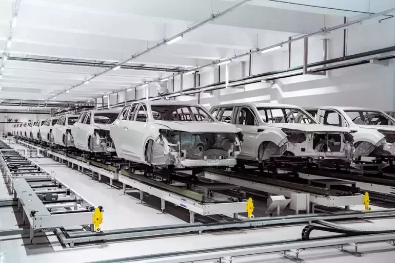 После санкций запада только АВТОВАЗ смог нарастить импортозамещение