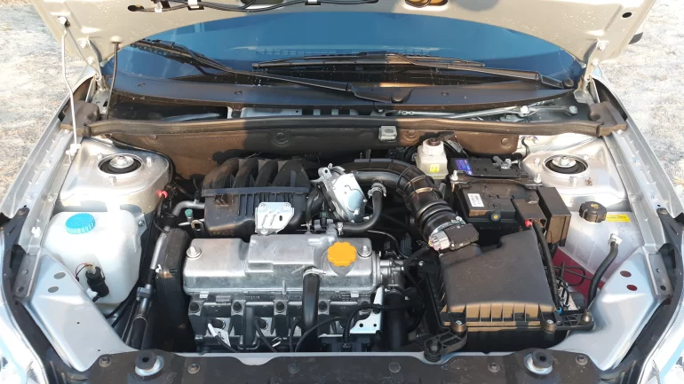 Вентилятор системы охлаждения двигателя работает все время на максимальной скорости