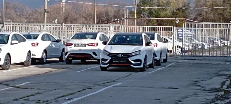 Когда Lada Vesta SportLine появится у дилеров