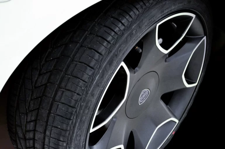 Покупка шин: важные нюансы