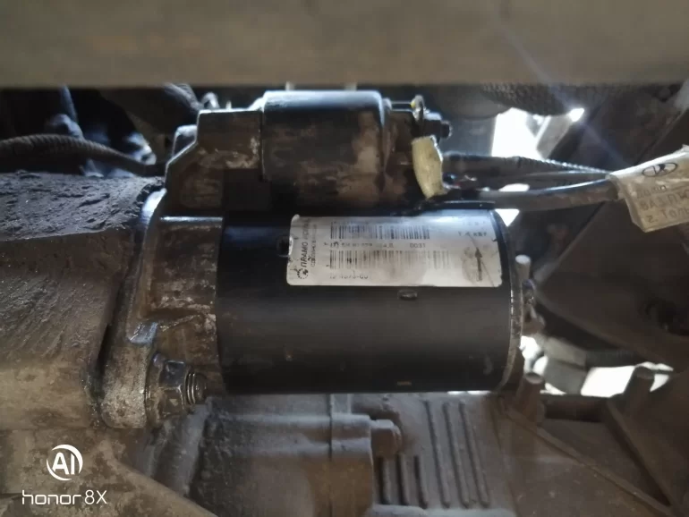 Перестал крутить стартер, щелкает реле, с толкача заводится