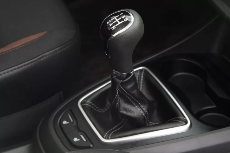 Дребезг при отпущенном сцеплении, на холодную свист при повышенных оборотах