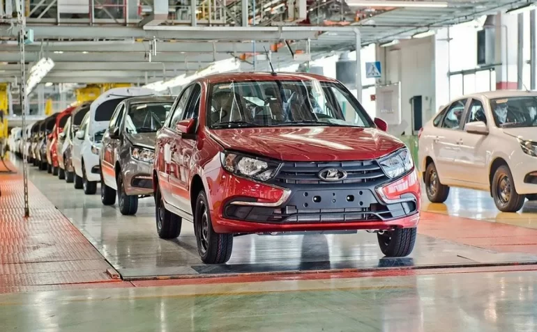 АВТОВАЗ хочет побить рекорд по выпуску семейства Lada Granta