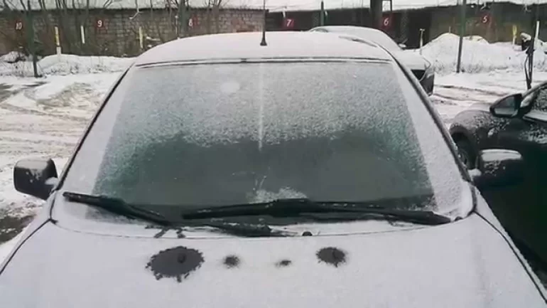 В сильный мороз не работает обогрев лобового стекла