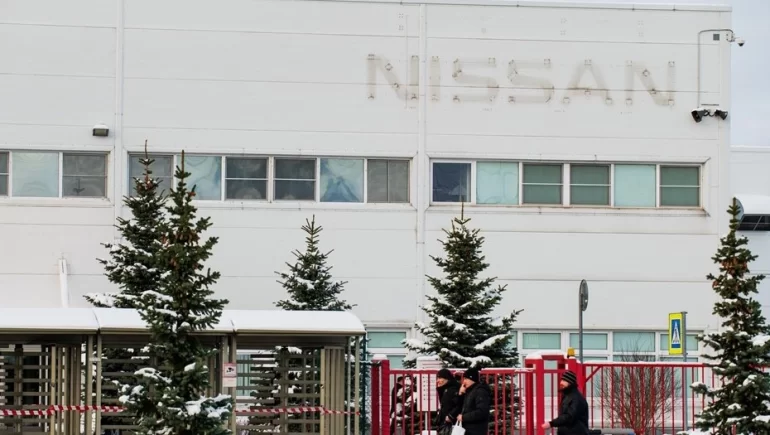 АВТОВАЗ вернул государству завод в Петербурге, чтобы уйти от санкций