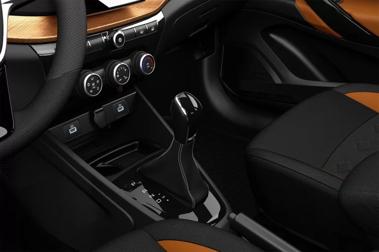 АВТОВАЗ выпустил первую партию серийных Lada Vesta с автоматической трансмиссией