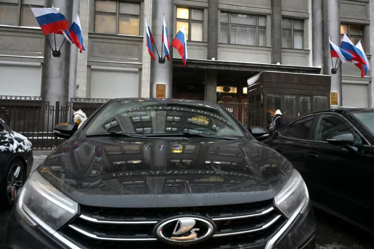 Отзывы госслужащих о служебных LADA Vesta, которые пришли на смену иномаркам