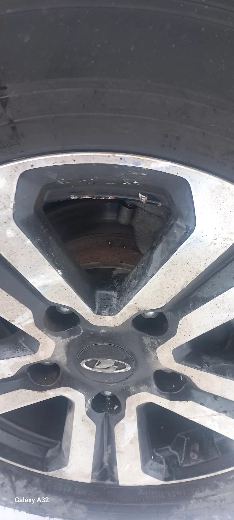 Не могу найти оригинальный диск черный с полировкой для Lada Niva Travel Black