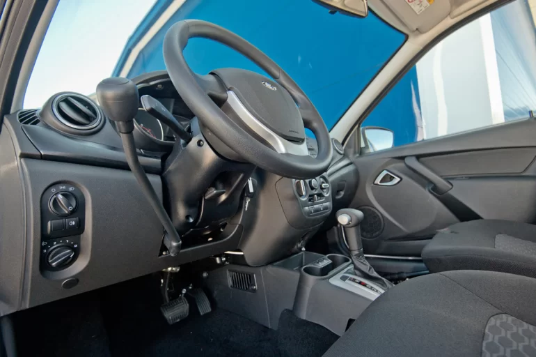 АВТОВАЗ расширяет программу поддержки сотрудников-участников СВО