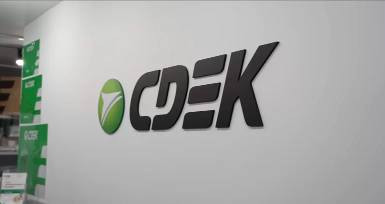 CDEK запустил доставку автомобилей из-за рубежа