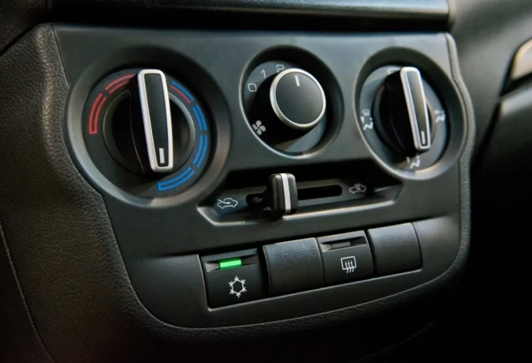 Кондиционер после включения сразу выключается