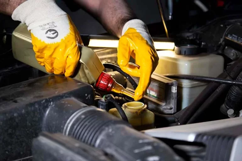 Чем долить MOBIL ATF 52475 В ГУР?