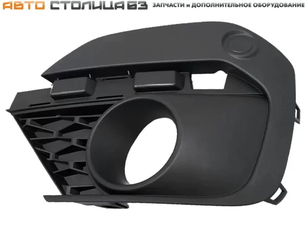 Облицовка ПТФ левая (без отверстия под датчик парковки) для Lada Largus FL