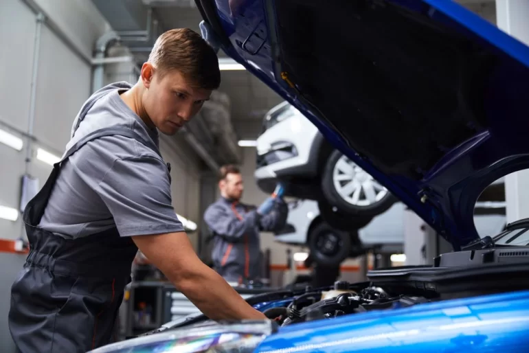 АВТОВАЗ ответил, на какие детали продолжает действовать гарантия завода после ДТП АВТОВАЗ ответил, на какие детали продолжает действовать гарантия завода после ДТП