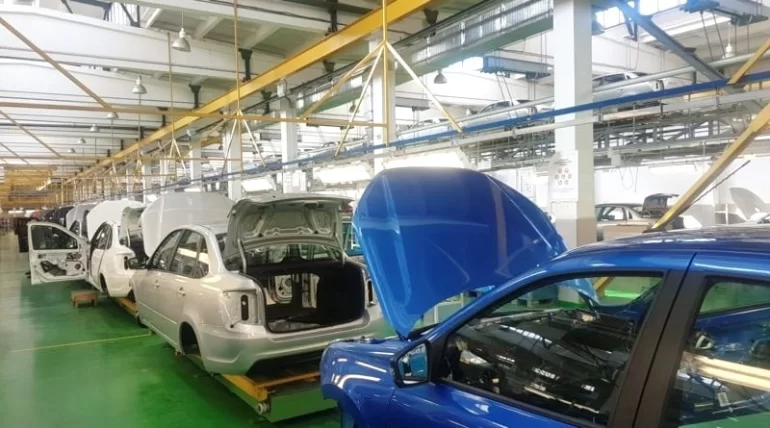 Когда возобновят покраску LADA в ярко-синий цвет, новые подробности Когда возобновят покраску LADA в ярко-синий цвет, новые подробности