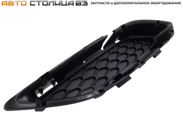 Крышка окна под заднюю буксирную проушину для Lada Vesta NG