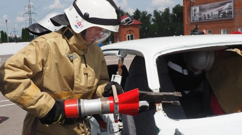 У Lada Vesta отрывает заднюю часть при ДТП?