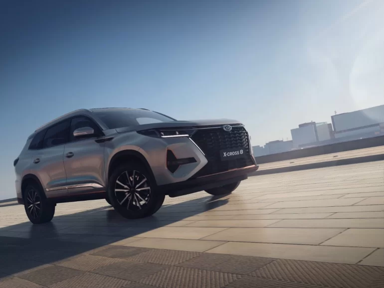 XCITE открывает продажи новой модели X-Cross 8