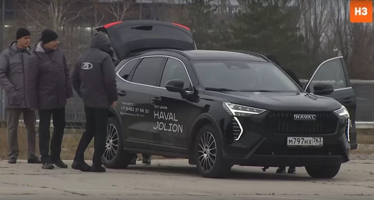 Как рабочие АВТОВАЗа тестировали автомобили LADA в день качества на заводе