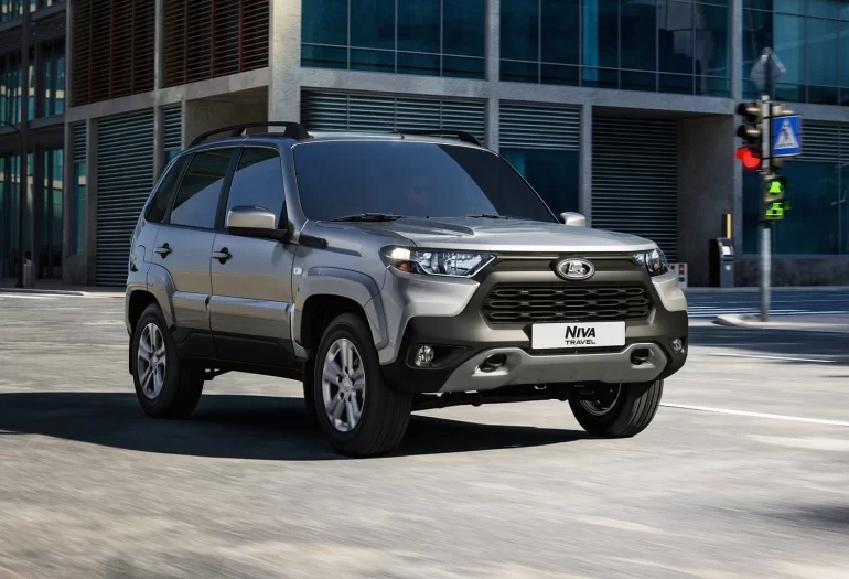 АВТОВАЗ возобновил производство LADA NIVA Travel с подушками безопасности и ЭРА-ГЛОНАСС