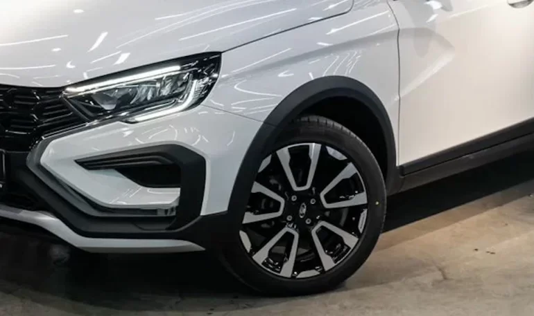 Какие параметры дисков и шин у Lada Vesta NG Cross седан?