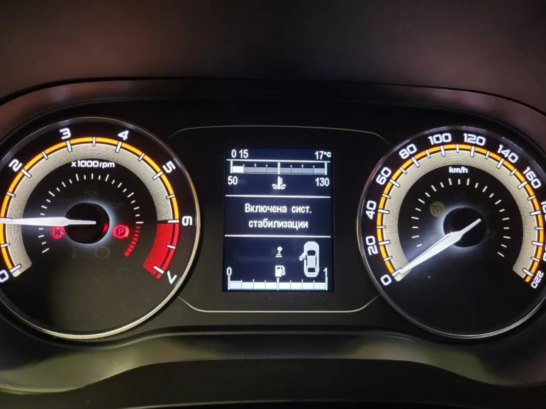 Нашли способ активировать систему стабилизации на Lada Vesta NG