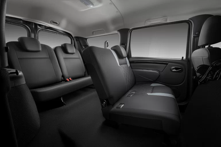 АВТОВАЗ возобновил выпуск всего семейства Lada Largus (Cross и 7-местные)