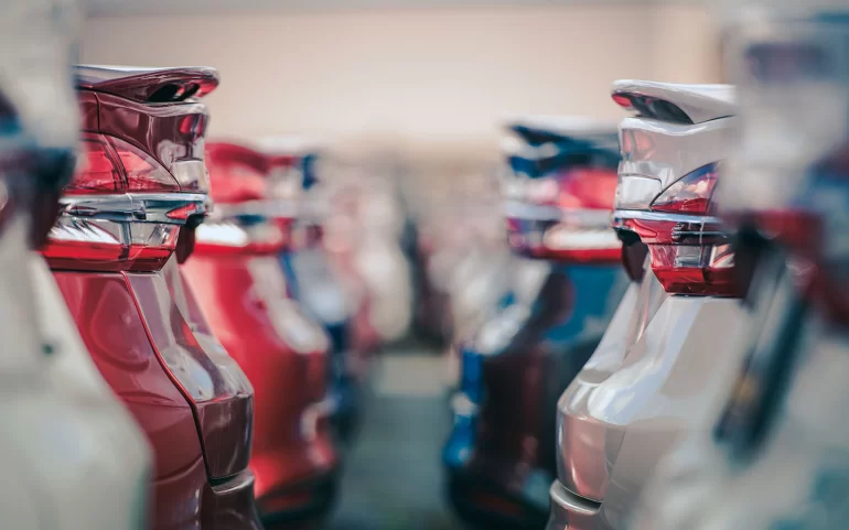 Прогноз рынка легковых автомобиля в РФ на 2025 год, новые подробности