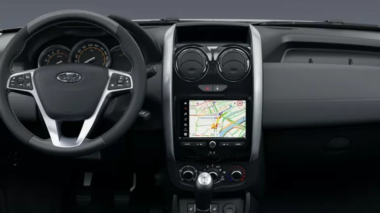 Самопроизвольно включается мультимедийная система Largus Enjoy 2024