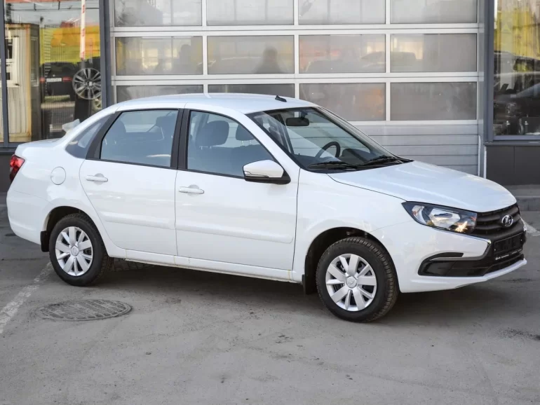 Стук при трогании в момент нагрузки