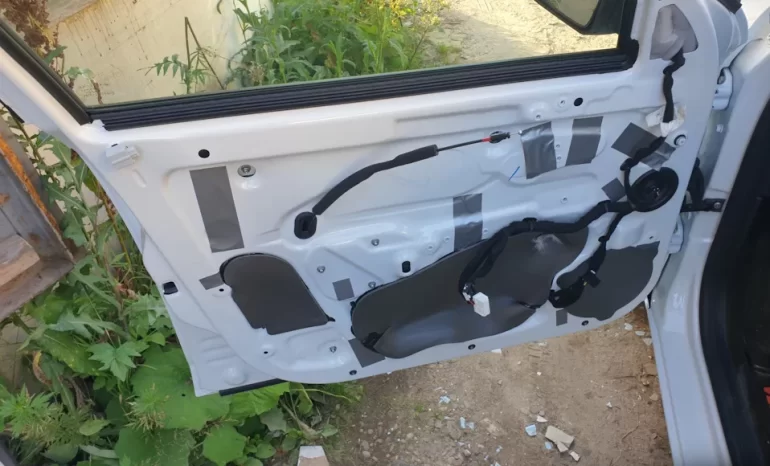 Ищу клипсу двери для Vesta NG