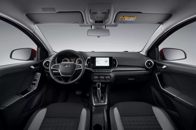 АВТОВАЗ представил интерьер новой Lada Iskra