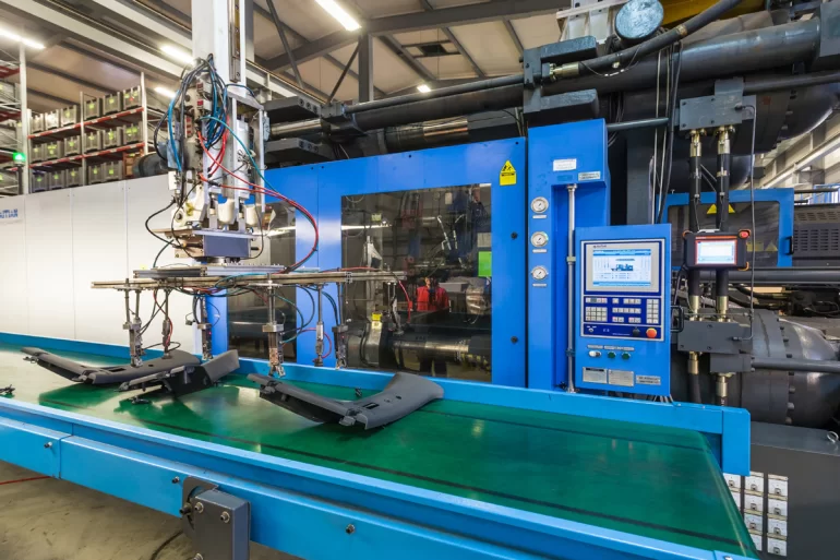 Рядом с АВТОВАЗом строят новый завод для выпуска деталей для LADA