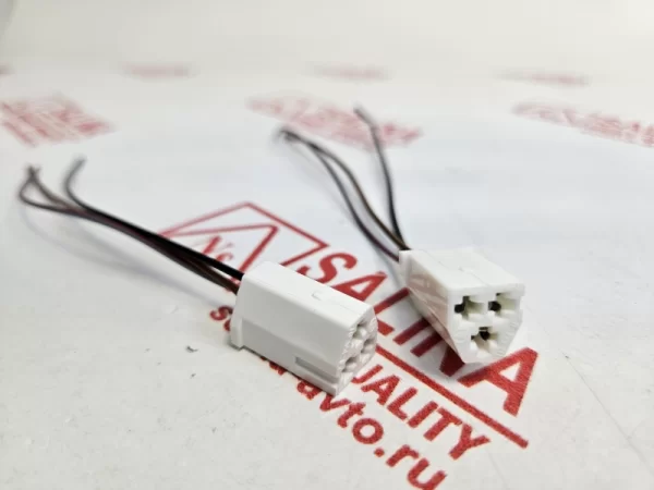 Колодки 3-контактные с проводами гнездовые серии 2.8 (2шт)