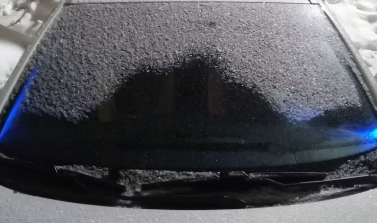 Как улучшить обдув лобового стекла на автомобилях Lada Vesta, XRAY, Largus Как улучшить обдув лобового стекла на автомобилях Lada Vesta, XRAY, Largus