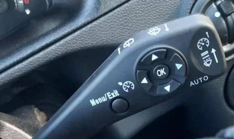 Не удается активировать круиз-контроль на Ниве Тревел