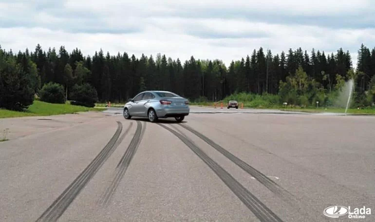 Самопроизвольное торможение переднего колеса