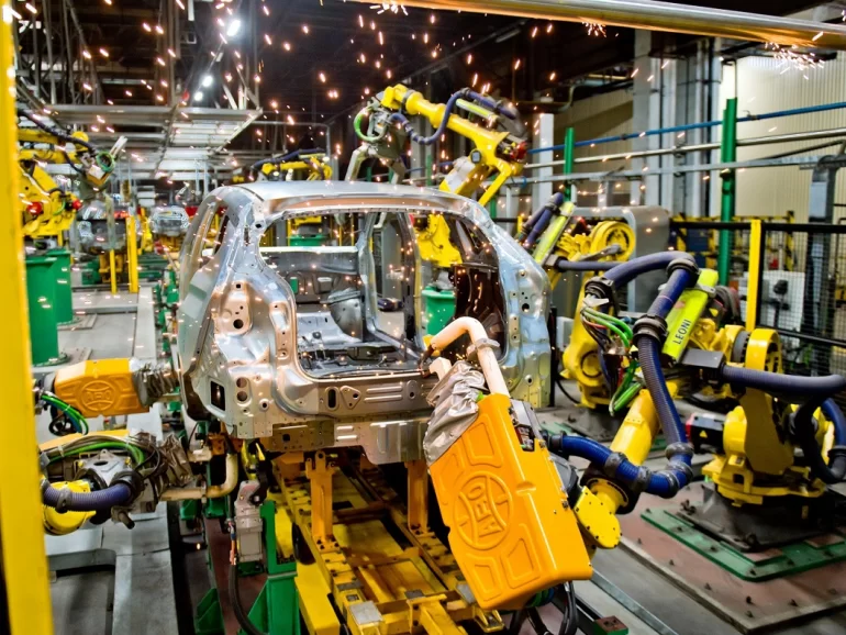АВТОВАЗ повышает уровень роботизации производства