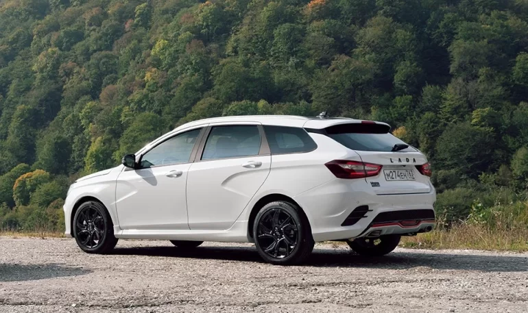 Свист под капотом при падении оборотов на Lada Vesta SportLine (видео)