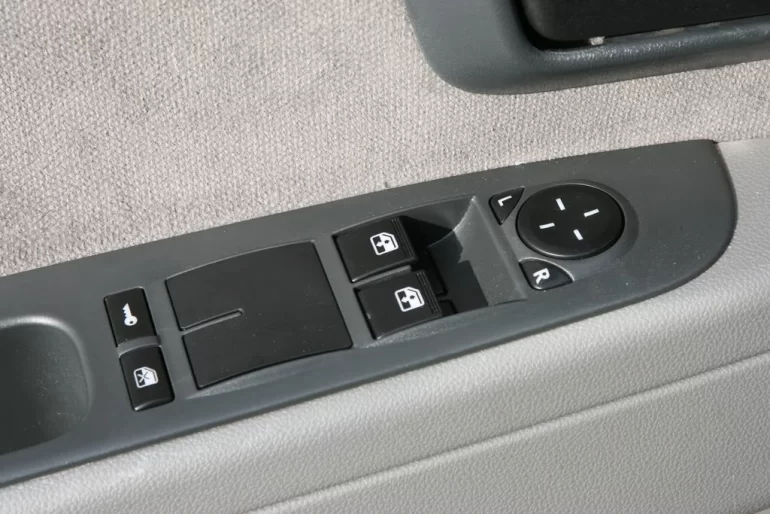 Иногда не работает блок управления ЭСП и ЦЗ