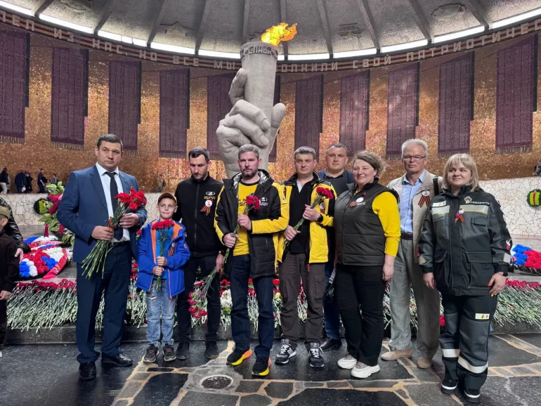 Пилоты LADA Sport Rosneft почтили память героев ВОВ