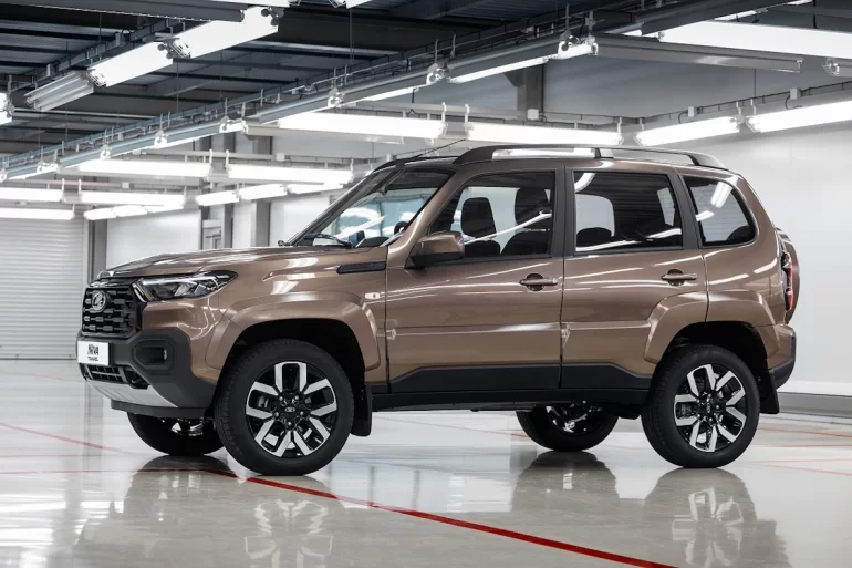 Когда Lada Niva Travel получит рестайлинг, новые подробности