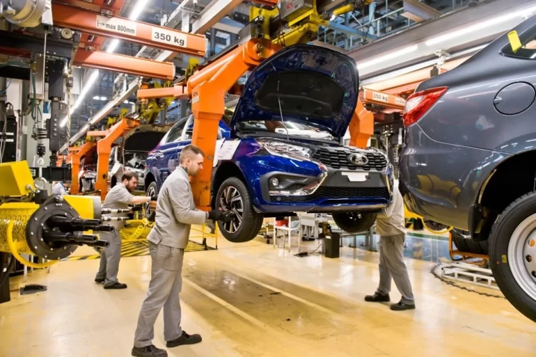 Lada Iskra будут производить на заводе в Санкт-Петербурге