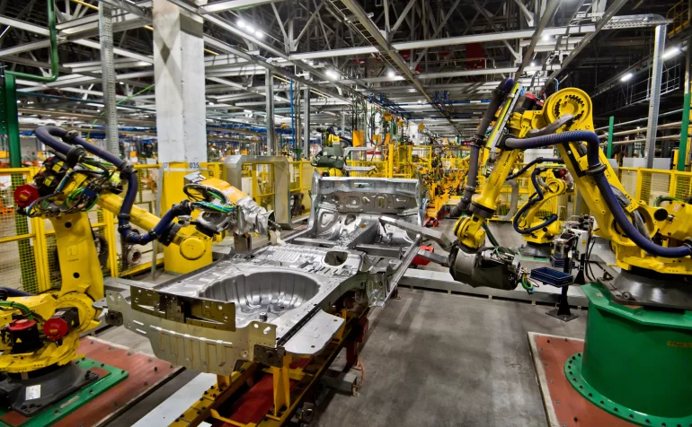 АВТОВАЗ модернизирует производство во время единого корпоративного отпуска 2025 АВТОВАЗ модернизирует производство во время единого корпоративного отпуска 2025