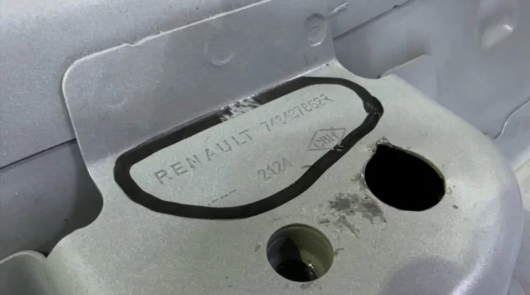 АВТОВАЗ объяснил наличие логотипов Renault на деталях Lada Iskra