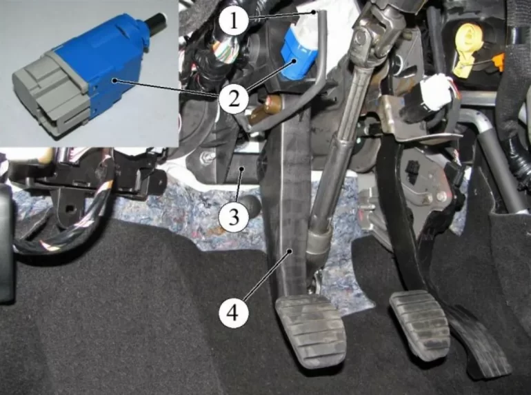 Не видит концевик педали сцепления, даже заведомо рабочий