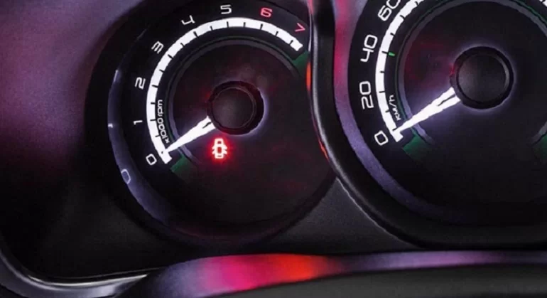 Проблемы с замком багажника на Lada XRAY