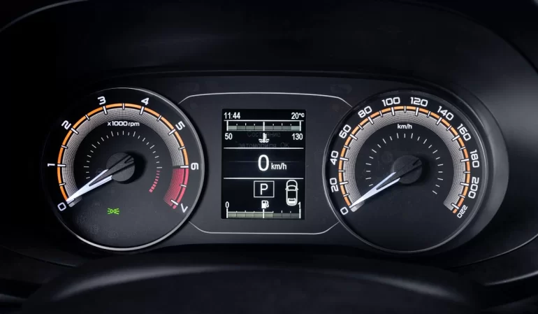 Описание штатного бортового компьютера Lada Iskra Описание штатного бортового компьютера Lada Iskra