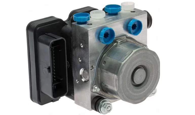 Как прокачать тормоза после установки незаполненного гидроблока АБС?