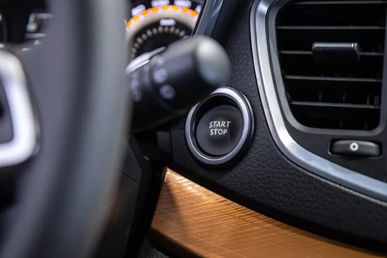 Не реагирует на кнопку запуска двигателя Vesta NG